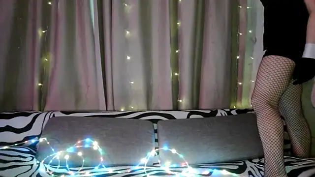 Snapshot of CherrySanyaro chatting on March 22, 3:26 pm CherrySanyaro online show from March 22, 3:26 pm