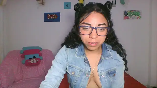 nataliesweet 22 online show from March 18, 11:30 pm