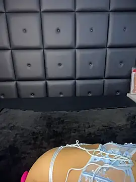 LolliePopsXXX online show from May 8, 1:05 pm