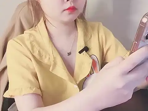 Snapshot of hunhun122 chatting on March 15, 6:14 pm hunhun122 online show from March 15, 6:14 pm