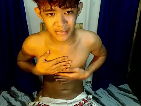 Snapshot of boynextdoorjosh chatting on March 11, 8:09 am boynextdoorjosh online show from March 11, 8:09 am