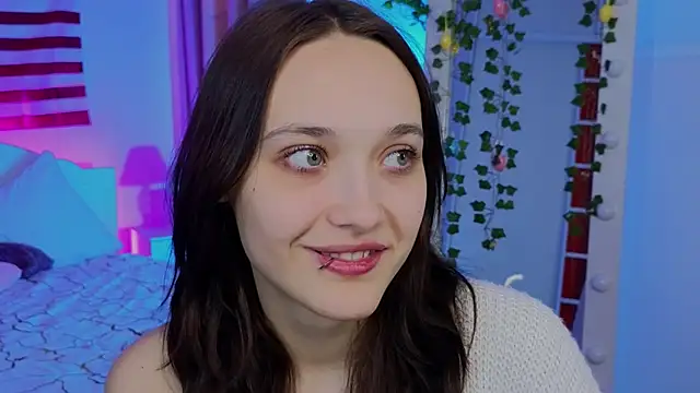 Snapshot of DarcyBlackwood chatting on March 29, 1:38 am DarcyBlackwood online show from March 29, 1:38 am