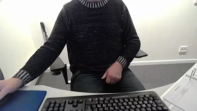 Snapshot of Buggemann chatting on March 17, 4:06 am Buggemann online show from March 17, 4:06 am