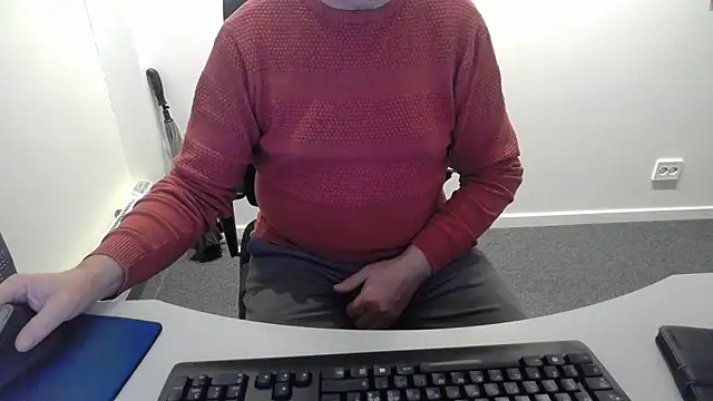 Snapshot of Buggemann chatting on March 27, 4:40 am Buggemann online show from March 27, 4:40 am