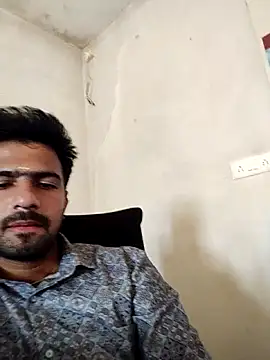 Snapshot of akklfbbdb chatting on March 12, 8:20 am akklfbbdb online show from March 12, 8:20 am