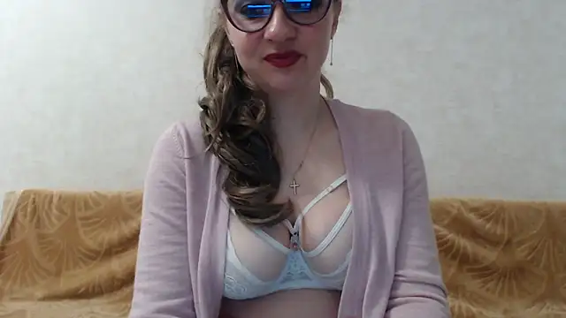 Snapshot of Sabrina7138 chatting on March 20, 3:22 am Sabrina7138 online show from March 20, 3:22 am