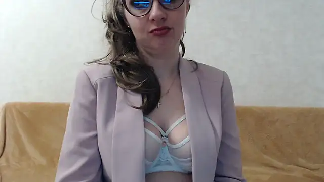 Snapshot of Sabrina7138 chatting on March 22, 4:10 pm Sabrina7138 online show from March 22, 4:10 pm