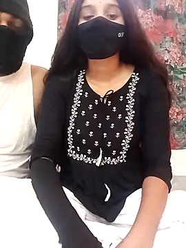 Snapshot of Telugucouple1431 chatting on April 2, 3:26 am Telugucouple1431 online show from April 2, 3:26 am