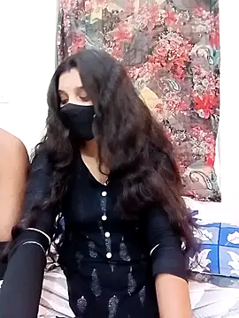 Snapshot of Telugucouple1431 chatting on April 3, 3:26 am Telugucouple1431 online show from April 3, 3:26 am