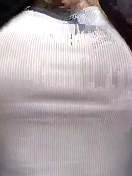 Snapshot of hasaki001 chatting on March 27, 1:44 am hasaki001 online show from March 27, 1:44 am