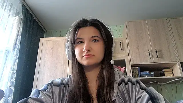 Snapshot of MiryDeni chatting on March 26, 7:25 am MiryDeni online show from March 26, 7:25 am