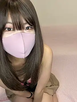 Snapshot of ichigonoiichan chatting on March 27, 12:05 am ichigonoiichan online show from March 27, 12:05 am