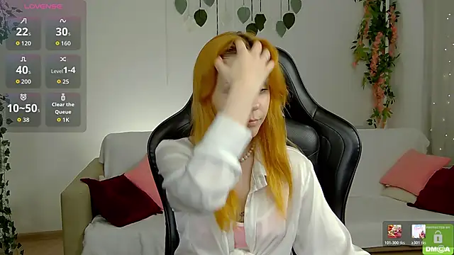 Rachel lips online show from May 8, 9:03 am