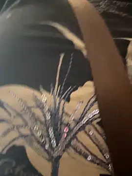 Snapshot of HaleyMin chatting on April 1, 2:01 am HaleyMin online show from April 1, 2:01 am