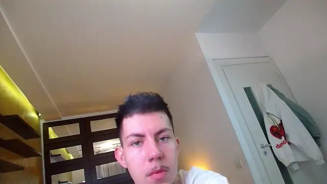 KrewVaughn online show from March 22, 5:44 am