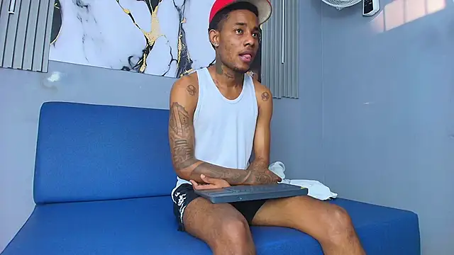 Snapshot of ARLO_MORRIS chatting on March 16, 12:20 pm ARLO MORRIS online show from March 16, 12:20 pm