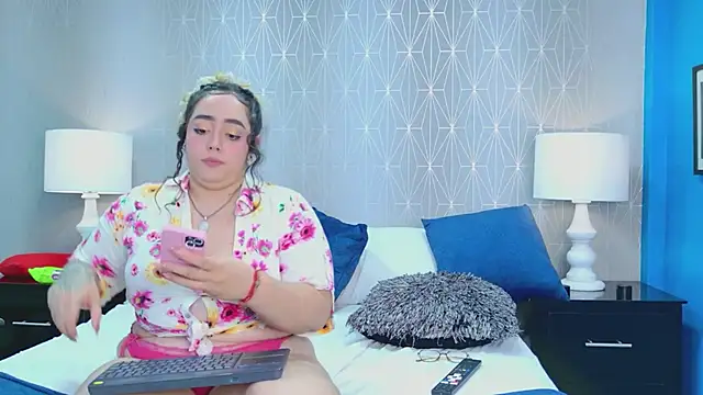 VioletMonroee online show from March 27, 8:26 am