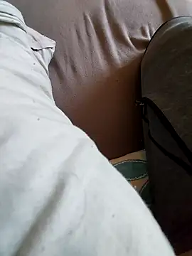 andras3459 online show from April 1, 7:31 am