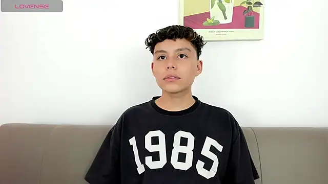 Snapshot of chico_medusa chatting on March 18, 7:39 pm chico medusa online show from March 18, 7:39 pm