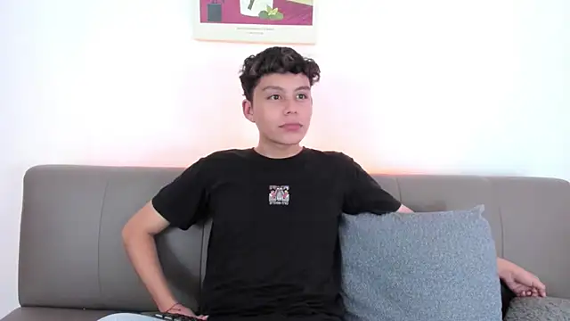 Snapshot of chico_medusa chatting on April 2, 7:22 pm chico medusa online show from April 2, 7:22 pm