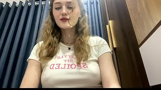 Snapshot of JanesSpace chatting on March 16, 3:16 pm JanesSpace online show from March 16, 3:16 pm