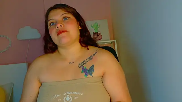 Snapshot of Daphnemoon_ chatting on April 7, 1:00 pm Daphnemoon online show from April 7, 1:00 pm