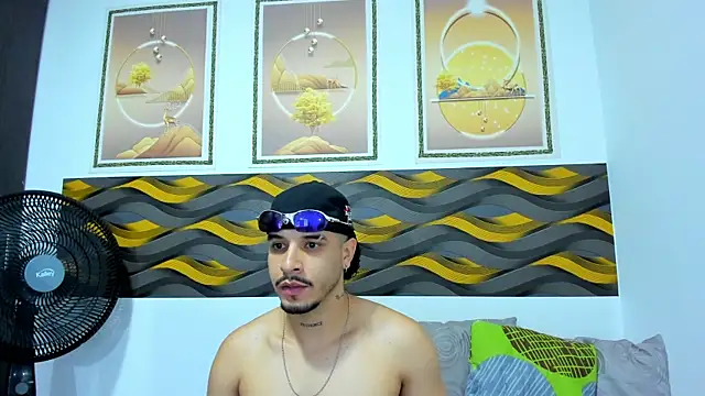 Leon Hotx online show from May 16, 7:23 pm