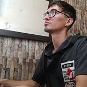 Snapshot of jhosuamoore chatting on March 21, 2:31 pm jhosuamoore online show from March 21, 2:31 pm