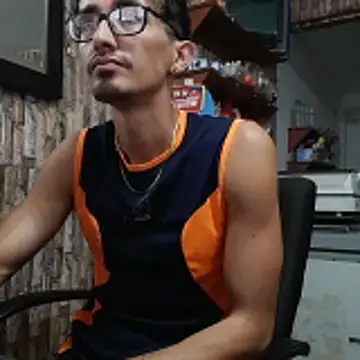 Snapshot of jhosuamoore chatting on April 2, 12:14 pm jhosuamoore online show from April 2, 12:14 pm