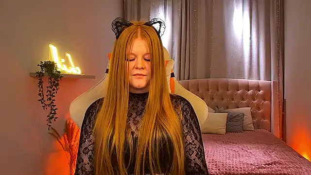 JessicaEmber online show from May 12, 5:04 am
