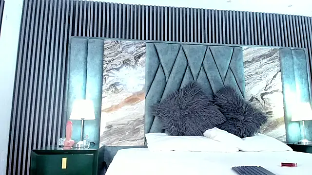 Snapshot of cintya_evans chatting on March 29, 5:57 pm cintya evans online show from March 29, 5:57 pm