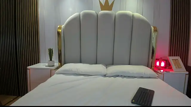 Snapshot of cintya_evans chatting on March 31, 8:20 pm cintya evans online show from March 31, 8:20 pm