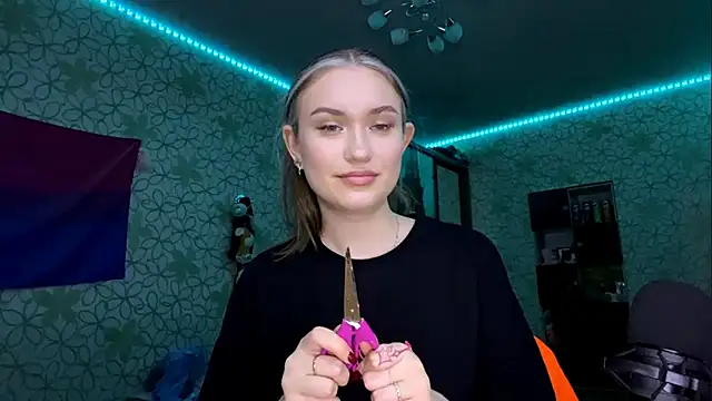 Alyssa Thornwod online show from March 13, 2:12 pm