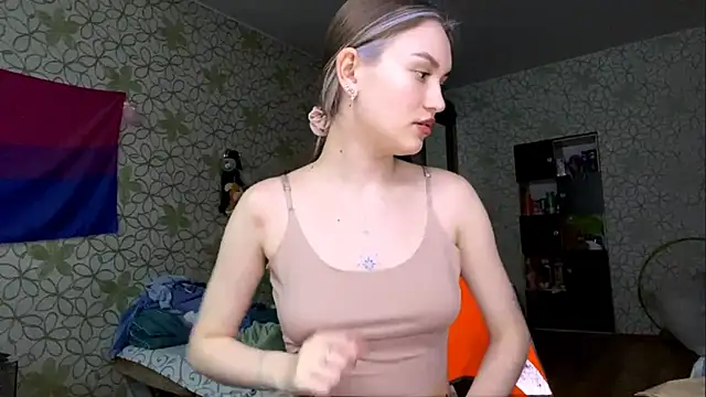 Alyssa Thornwod online show from March 20, 11:15 am