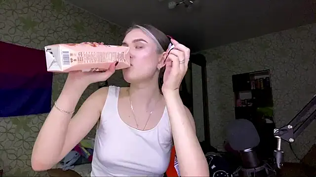 Alyssa Thornwod online show from March 23, 11:14 am