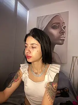 Snapshot of afrodita_pinkk chatting on April 1, 3:20 pm afrodita pinkk online show from April 1, 3:20 pm