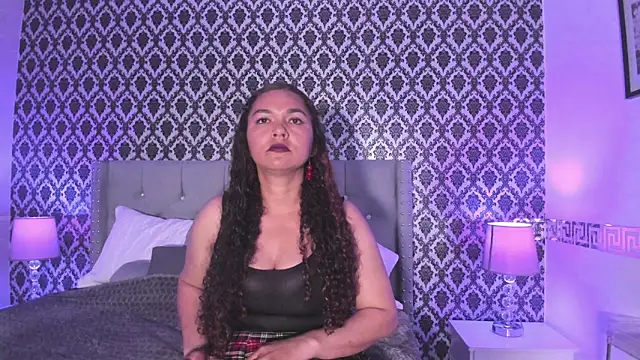 Vivian Big online show from April 3, 1:31 pm