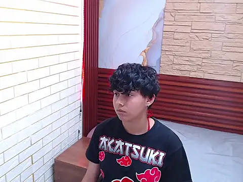 Snapshot of mauren_icarus chatting on March 12, 8:37 pm mauren icarus online show from March 12, 8:37 pm