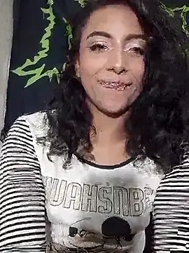 KattyBerryX online show from May 9, 2:39 am