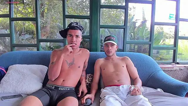 StivennCardona online show from March 29, 3:23 pm