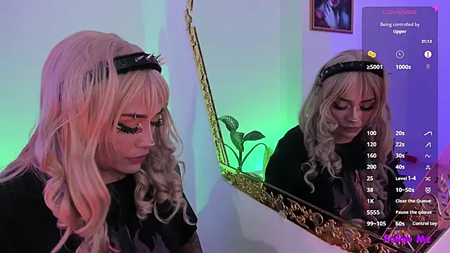psychodoll 11 online show from May 28, 3:42 pm