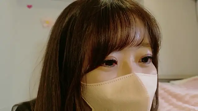 Snapshot of nanochan_v chatting on March 12, 12:00 pm nanochan v online show from March 12, 12:00 pm