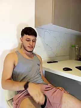 Snapshot of TommyYoung77 chatting on March 15, 1:11 am TommyYoung77 online show from March 15, 1:11 am