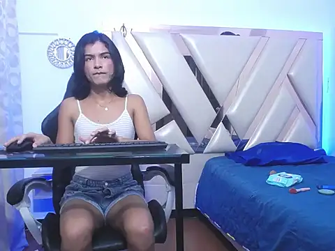 Snapshot of Madisson_jones chatting on March 17, 11:46 am Madisson jones online show from March 17, 11:46 am