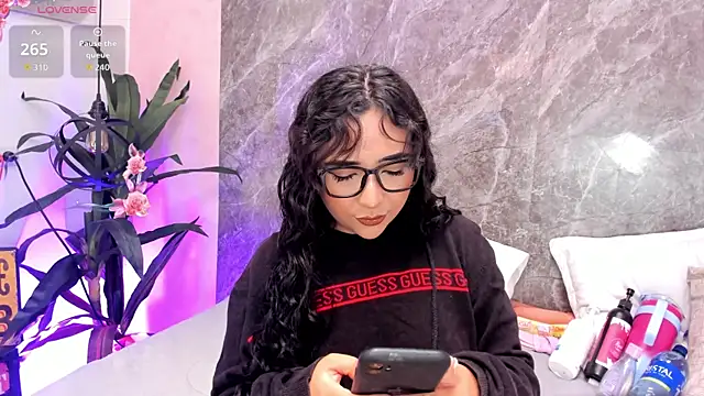 Megan Stein online show from May 13, 7:55 pm