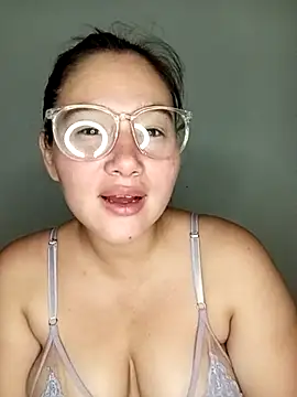 Brittany G online show from April 3, 6:55 am