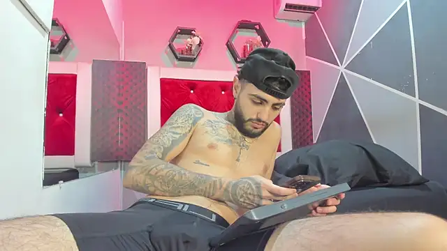 RyanJaramillo online show from March 21, 9:07 pm