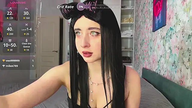 Snapshot of LizzyMooore chatting on March 24, 10:20 am LizzyMooore online show from March 24, 10:20 am