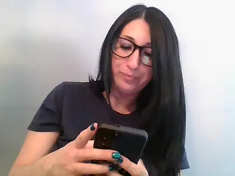 TheVictoriaWolf online show from May 1, 2:10 pm