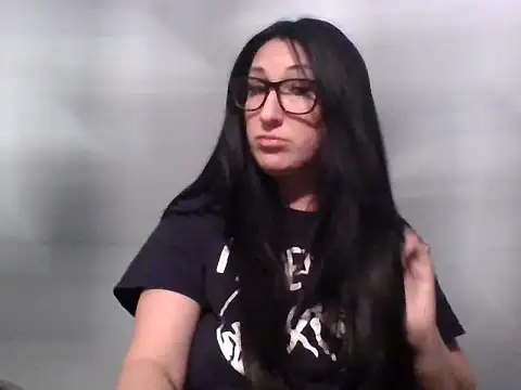 TheVictoriaWolf online show from May 2, 8:19 am